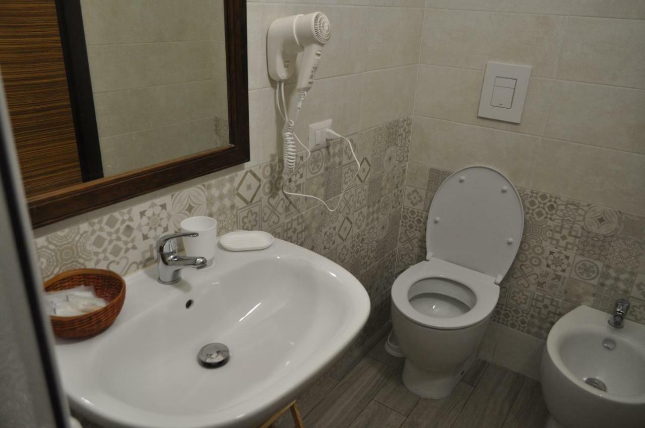 B&B La Dimora Di Rosa Матера Екстериор снимка
