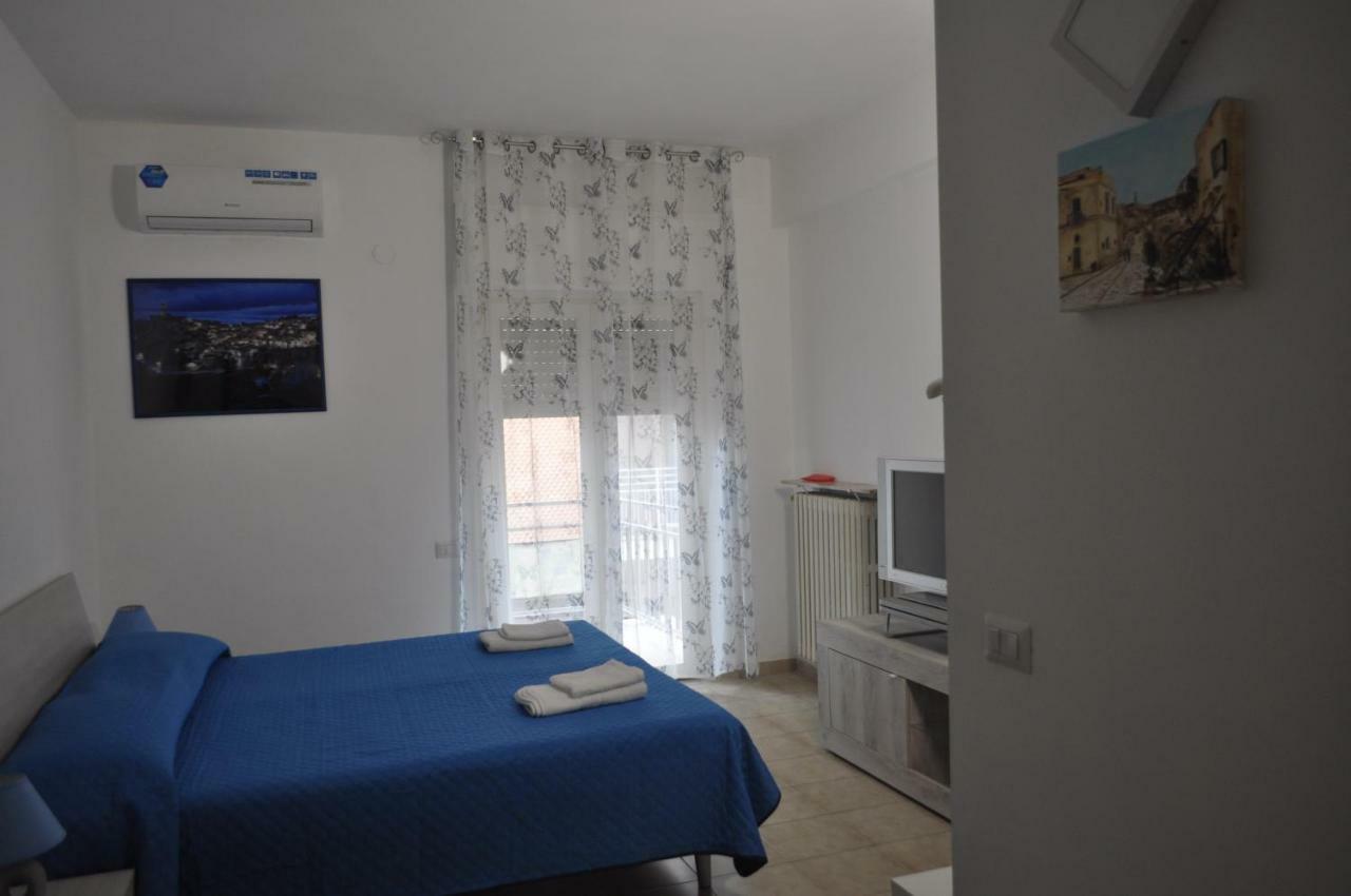 B&B La Dimora Di Rosa Матера Екстериор снимка